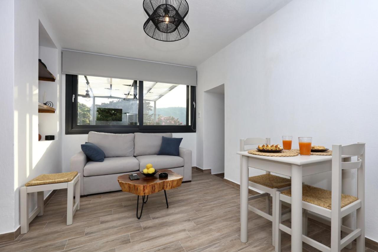 Villa John'S Skopelos Stafilos Экстерьер фото